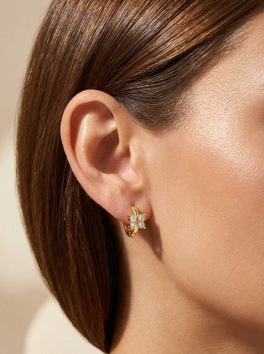 Pendiente aro brillo de mariposa