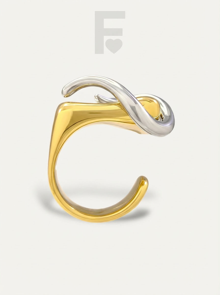 Anillo serpiente sello dorado FLORYNATA, vista frontal, diseño Vermis, acero quirúrgico 316L