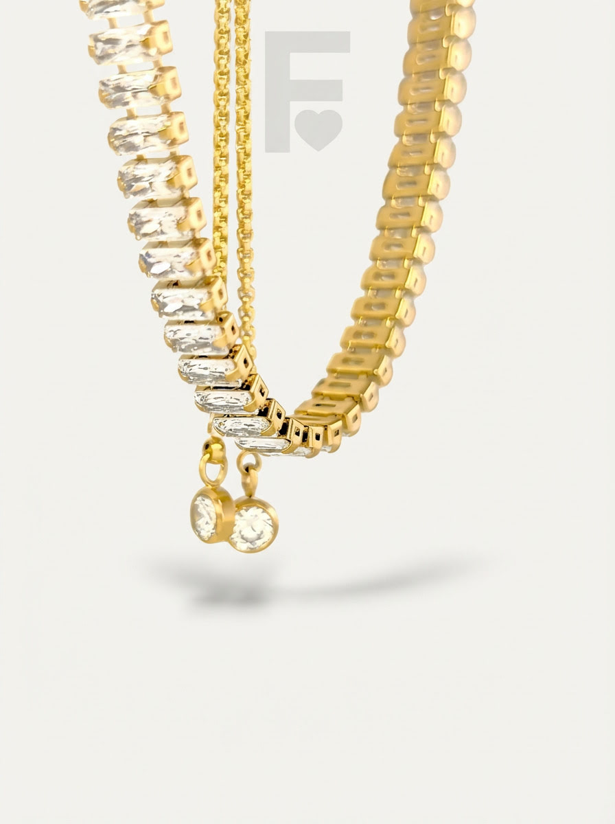 Detalle pulsera cristal rallado FLORYNATA, cristal rallado, pulsera en el aire, acero quirúrgico 316L, pulsera Piedra de Hielo, detalle joya