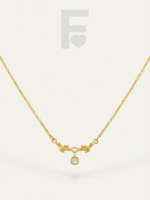 Collar corona laurel romana FLORYNATA, plano general, diseño triumphalis, circonitas AAA, acero quirúrgico 316L