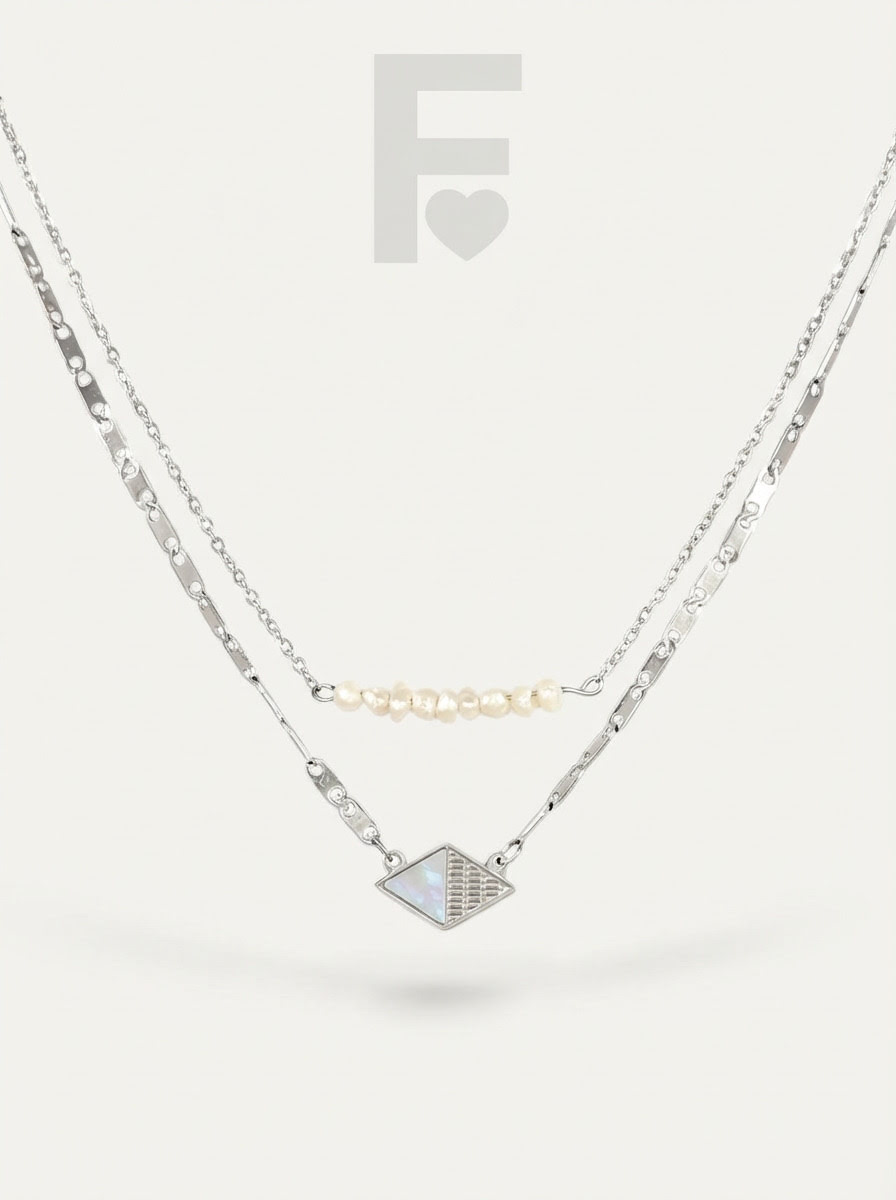 Collar doble perlas nácar FLORYNATA, vista frontal, perlas naturales irregulares, rombo nácar, acero quirúrgico