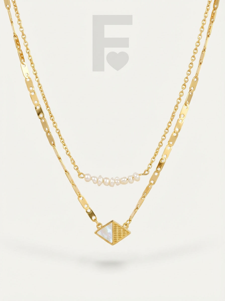 Collar doble Arena y Oro: elegancia en perlas naturales y nácar